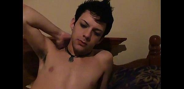  Indian gay male hot video The ordinary blow-job quickly turns into